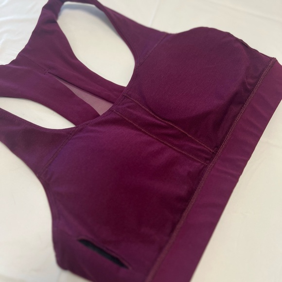 LULULEMON SPORT BRA TOP SIZE 4. - Picture 6 of 12